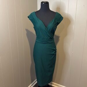 C NWT MUXXN Women’s Medium Sleeveless Formal Dress Tailored Pleated with Belt